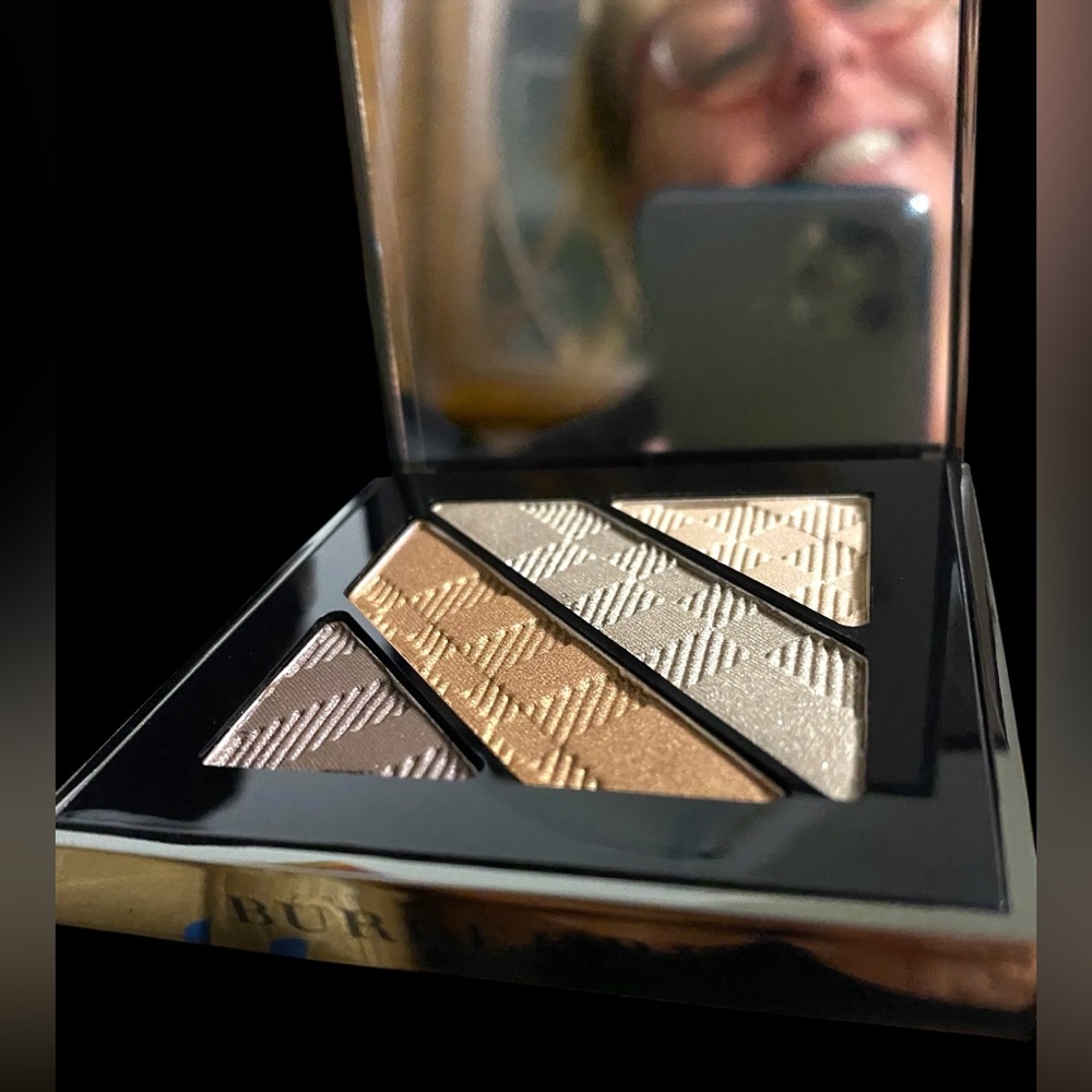 Burberry Black and Gold Eye Palette NEW IN BOX